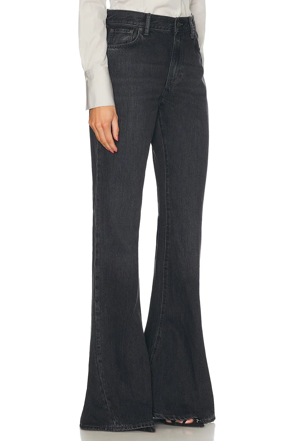 2024 Boot Cut