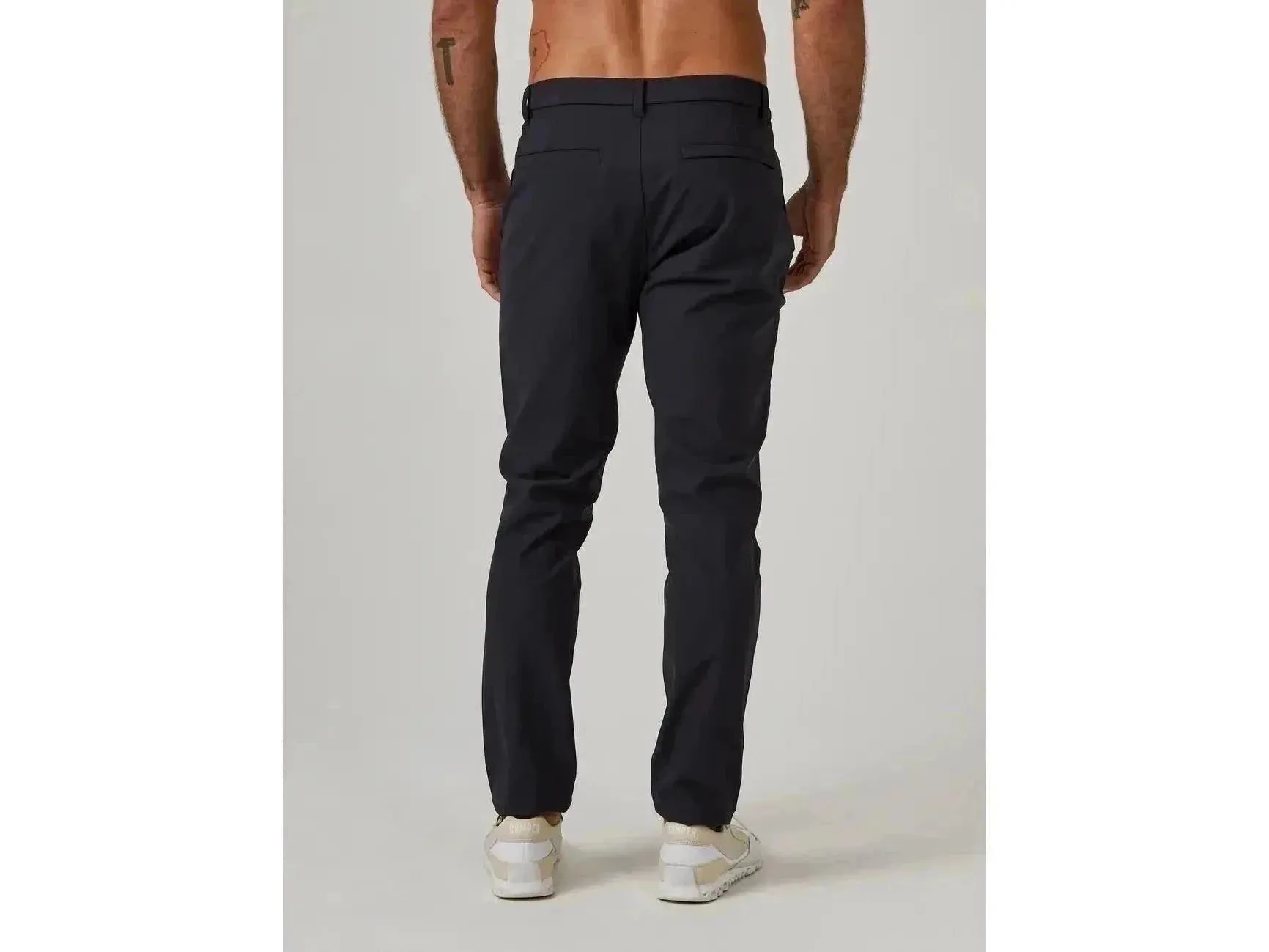 7 Diamonds Infinity Chino In Charcoal