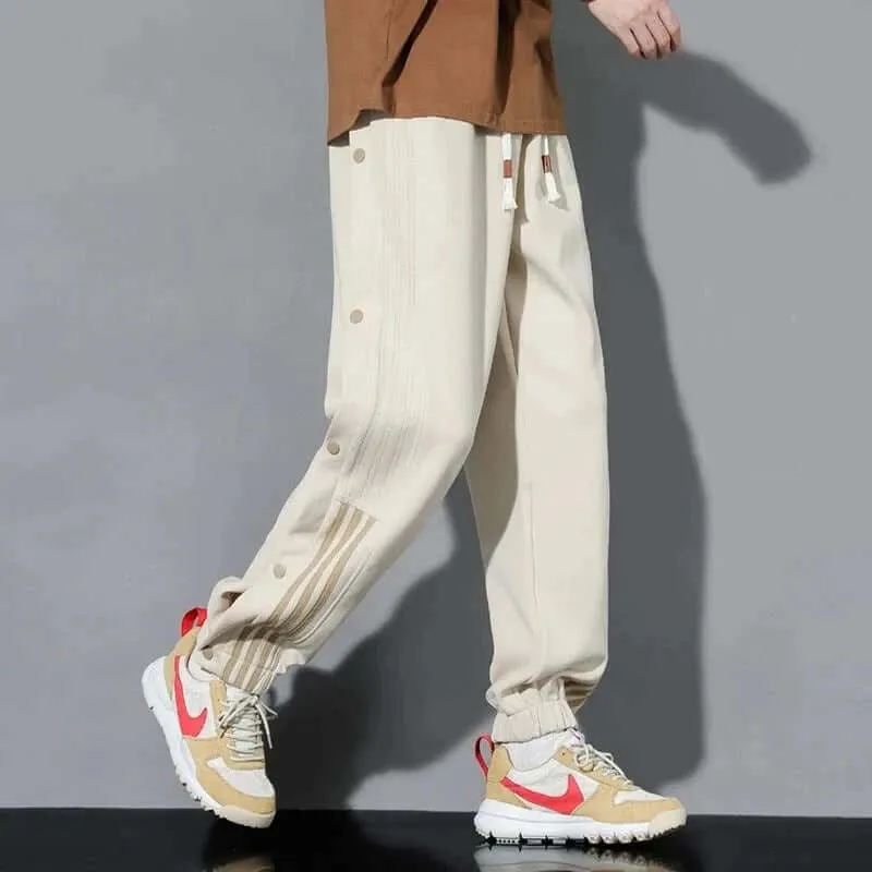 Men's Relaxed-Fit Cargo Joggers
