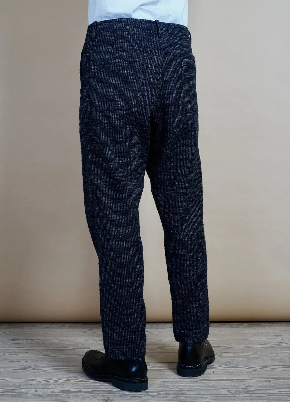 TRYGVE | Wide Cut Cropped Trousers | Black Hemp